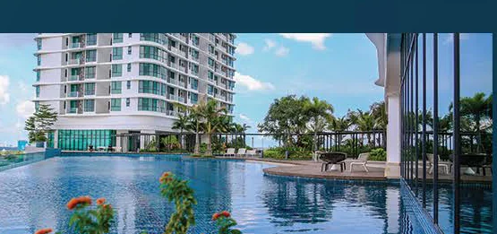 Macrolink Medini 50 m infinity pool on the facility podium