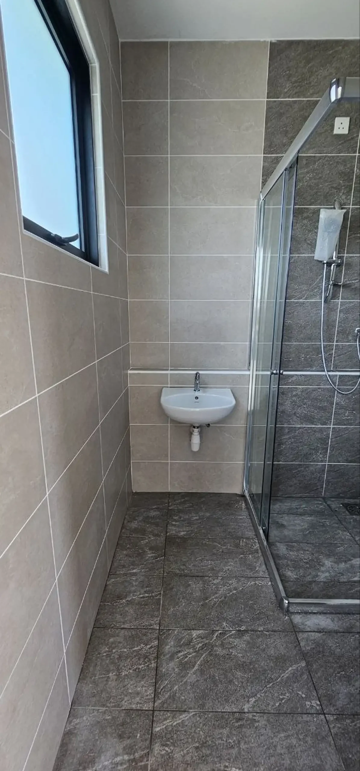 pinggiran pengkalan bayu bathroom