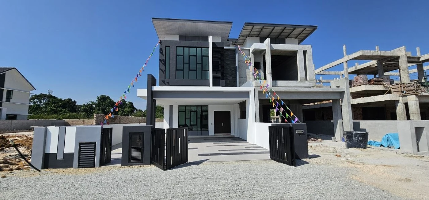 pinggiran pengkalan bayu exterior