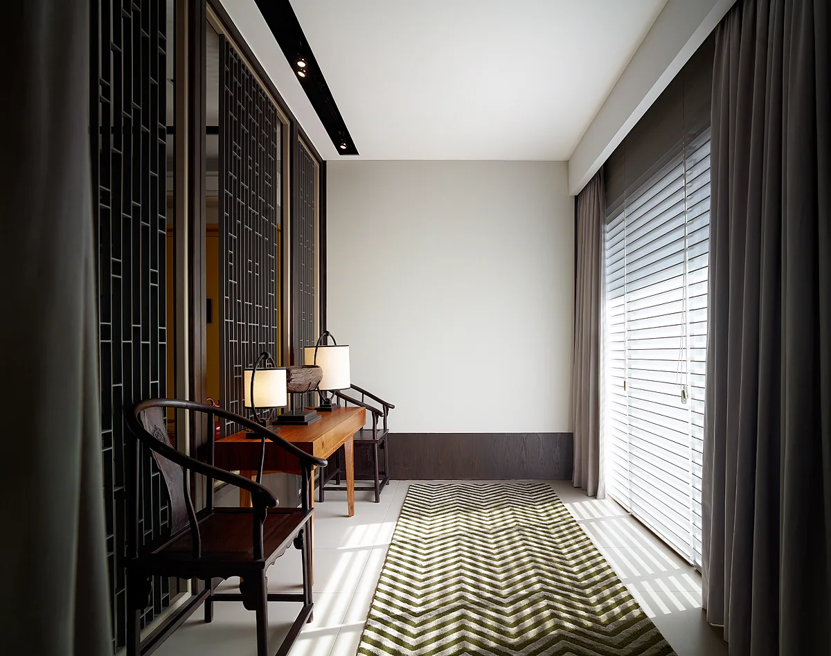 Vilaris Courtyard Homes waiting area